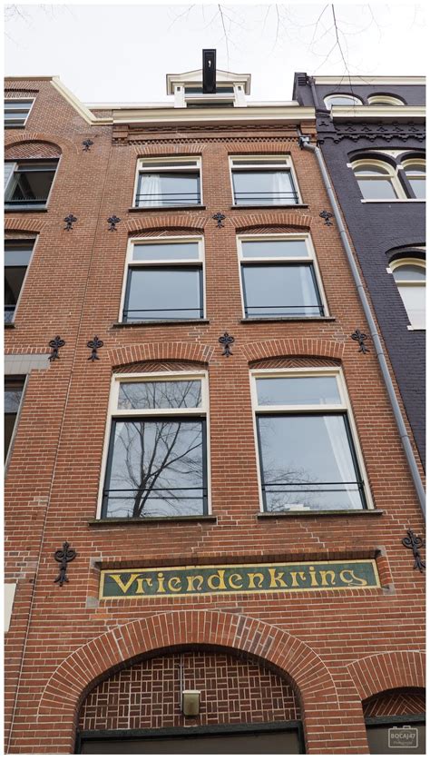 yoga studio amsterdam 1018.